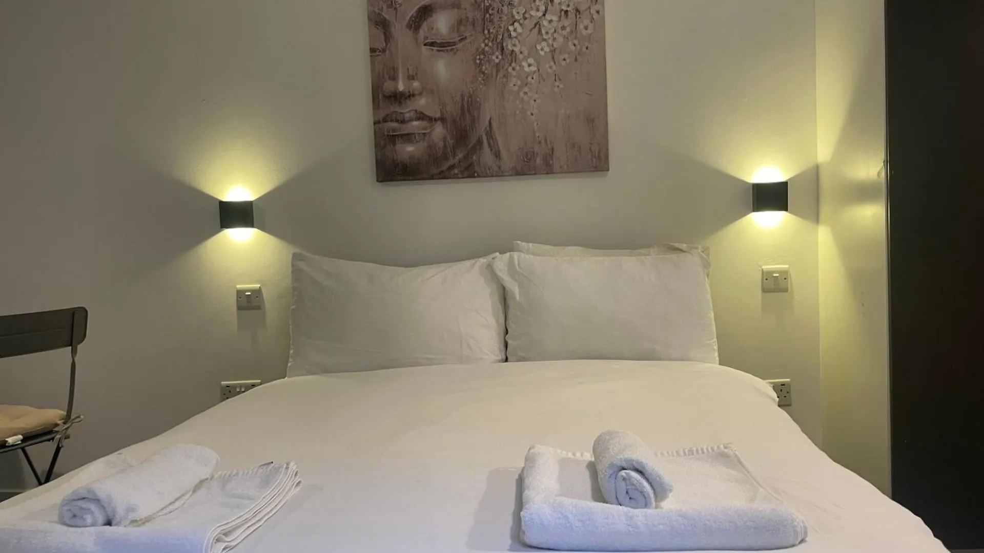 Amazing Studios 2 - East London Apartment